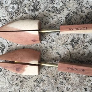Mens Bostonian Shoe trees Size M